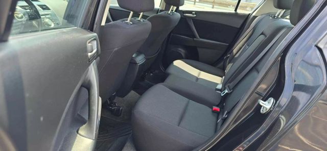 2011 Mazda Mazda3 I Touring Sedan 4d - Image 12