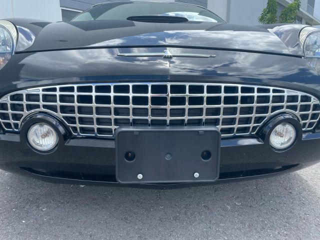 2005 Ford Thunderbird - Image 47