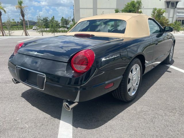2005 Ford Thunderbird - Image 15