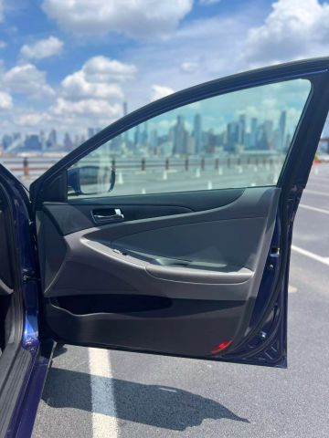 2013 Hyundai Sonata Gls Sedan 4d - Image 26