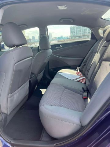 2013 Hyundai Sonata Gls Sedan 4d - Image 12