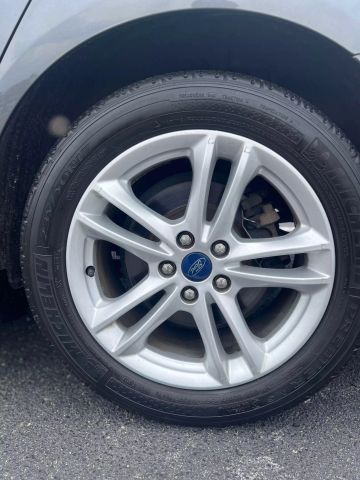 2018 Ford Fusion Se Hybrid Sedan 4d - Image 45