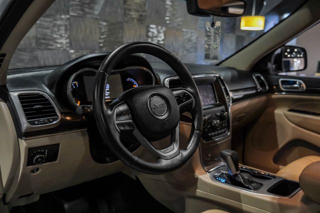 2018 Jeep Grand Cherokee Limited Sport Utility 4d - Image 3