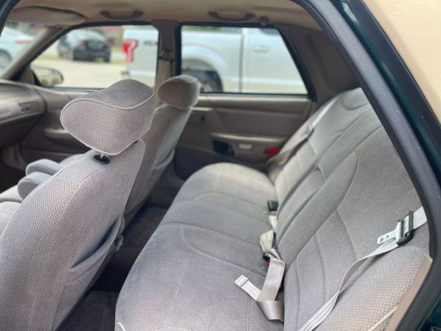 1995 Mercury Sable - Image 8