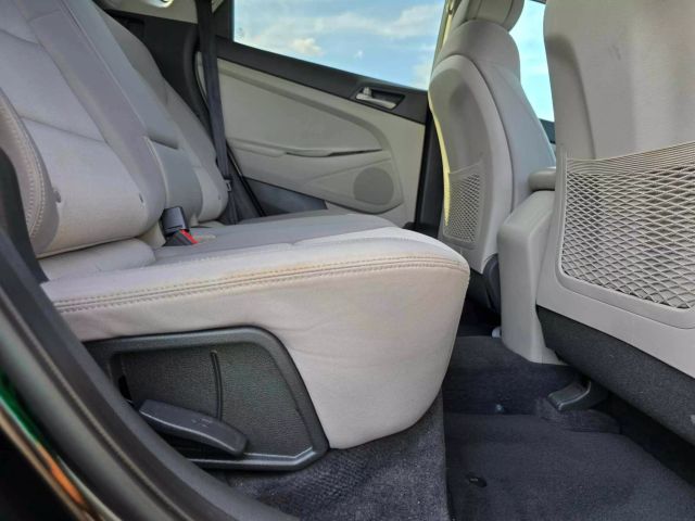 2018 Hyundai Tucson Se Sport Utility 4d - Image 39