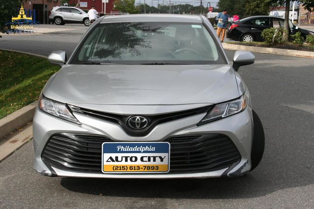 2019 Toyota Camry - Image 4
