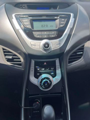 2013 Hyundai Elantra Gls Sedan 4d - Image 23