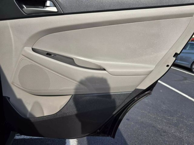 2018 Hyundai Tucson Se Sport Utility 4d - Image 44