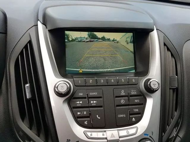 2015 Chevrolet Equinox - Image 14