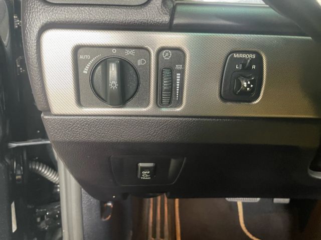 2005 Ford Thunderbird - Image 87