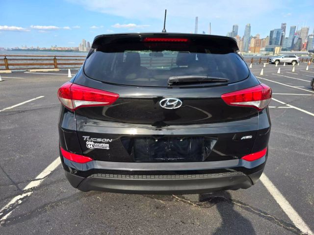 2018 Hyundai Tucson Se Sport Utility 4d - Image 11