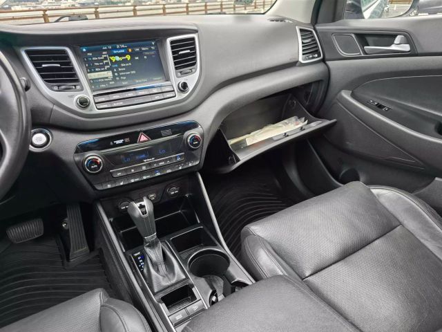 2016 Hyundai Tucson Limited Sport Utility 4d - Image 22