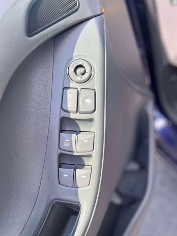 2013 Hyundai Elantra Gls Sedan 4d - Image 22