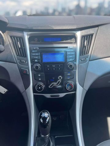 2013 Hyundai Sonata Gls Sedan 4d - Image 23