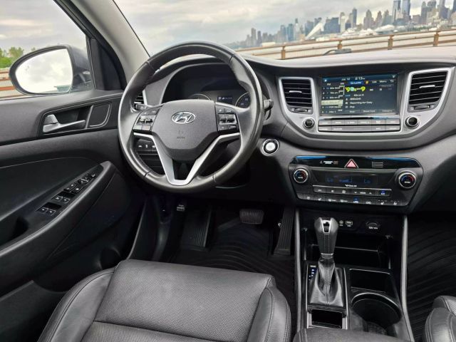 2016 Hyundai Tucson Limited Sport Utility 4d - Image 21
