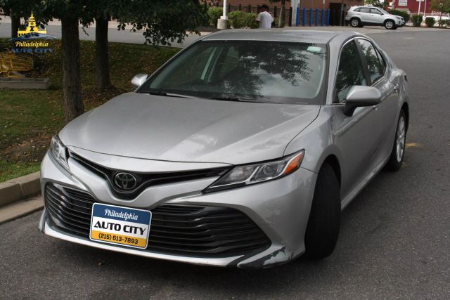 2019 Toyota Camry - Image 2