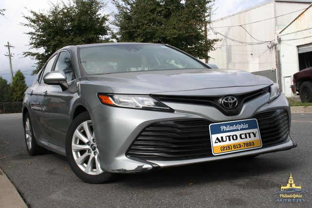 2019 Toyota Camry - Image 5