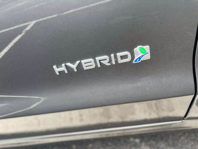 2018 Ford Fusion Se Hybrid Sedan 4d - Image 34