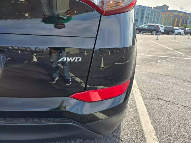 2018 Hyundai Tucson Se Sport Utility 4d - Image 40