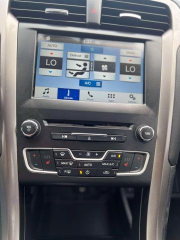 2018 Ford Fusion Se Hybrid Sedan 4d - Image 21