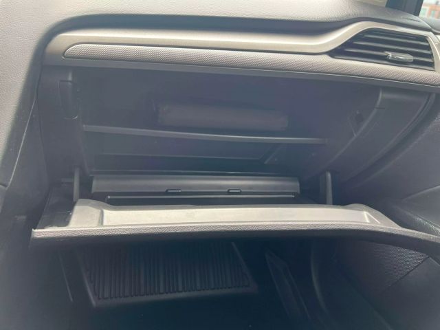 2018 Ford Fusion Se Hybrid Sedan 4d - Image 32