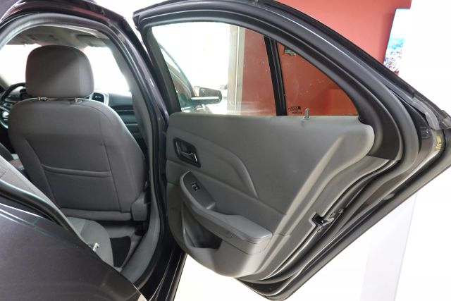 2013 Chevrolet Malibu - Image 15
