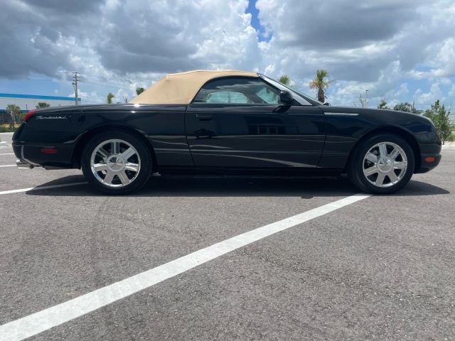 2005 Ford Thunderbird - Image 6