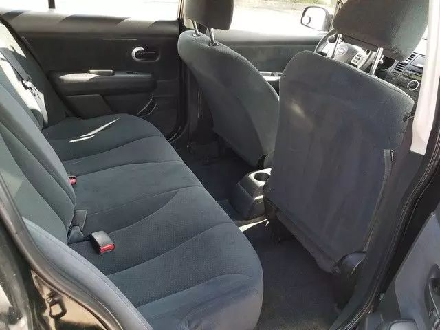 2011 Nissan Versa - Image 7