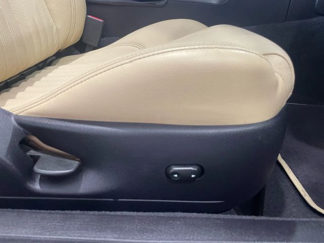 2005 Ford Thunderbird - Image 112