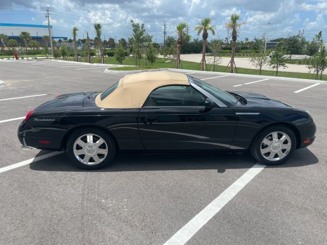2005 Ford Thunderbird - Image 8