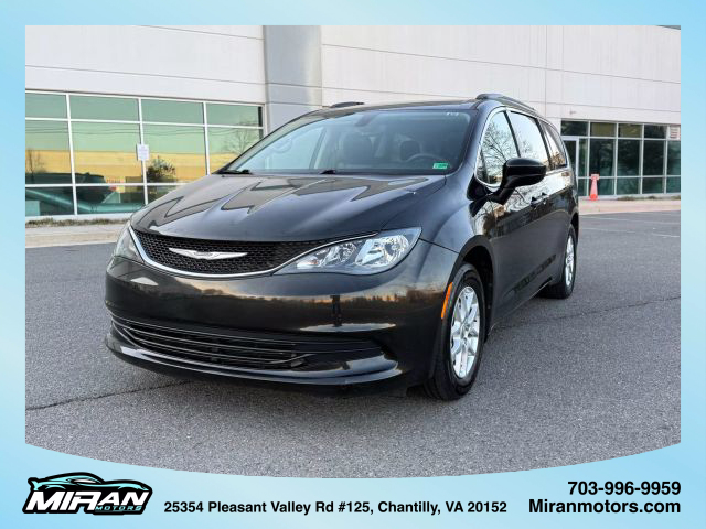 2020 Chrysler Voyager