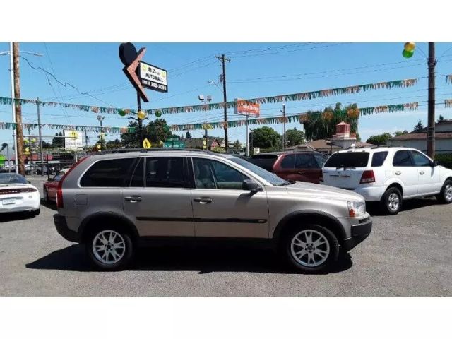 2004 Volvo Xc90 - Image 4