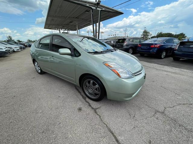 2014 Nissan Versa Note SV photo 3