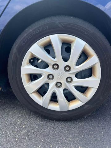 2013 Hyundai Elantra Gls Sedan 4d - Image 34