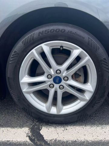 2018 Ford Fusion Se Hybrid Sedan 4d - Image 42