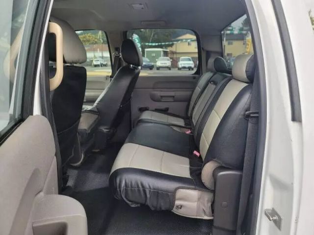 2008 Chevrolet Silverado 2500 Hd Crew Cab - Image 11