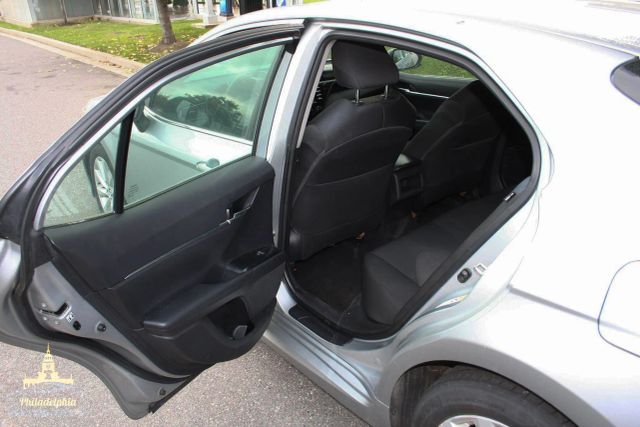 2019 Toyota Camry - Image 34