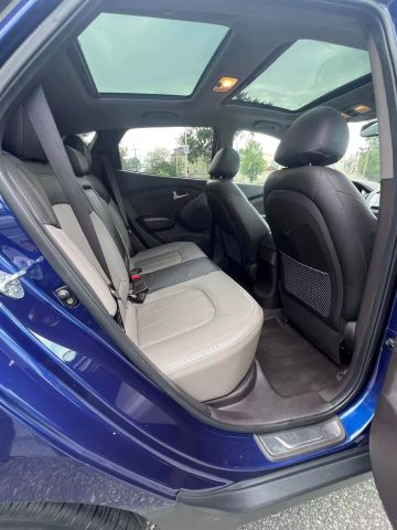 2011 Hyundai Tucson Limited Sport Utility 4d - Image 15