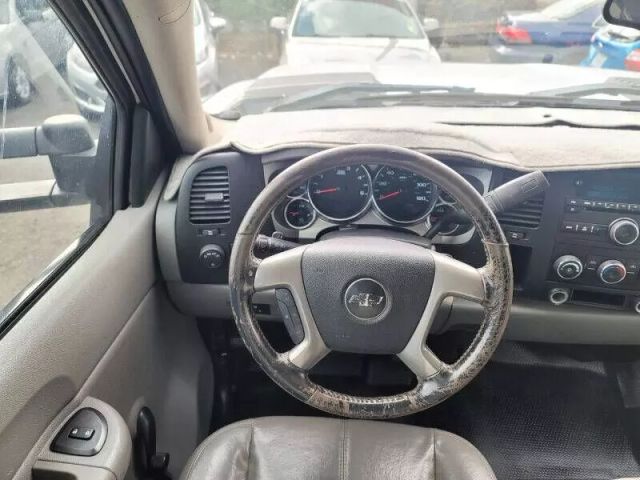 2008 Chevrolet Silverado 2500 Hd Crew Cab - Image 14