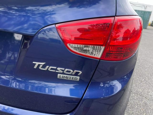 2011 Hyundai Tucson Limited Sport Utility 4d - Image 20