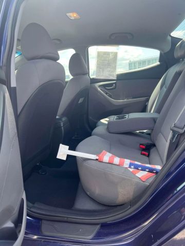 2013 Hyundai Elantra Gls Sedan 4d - Image 12