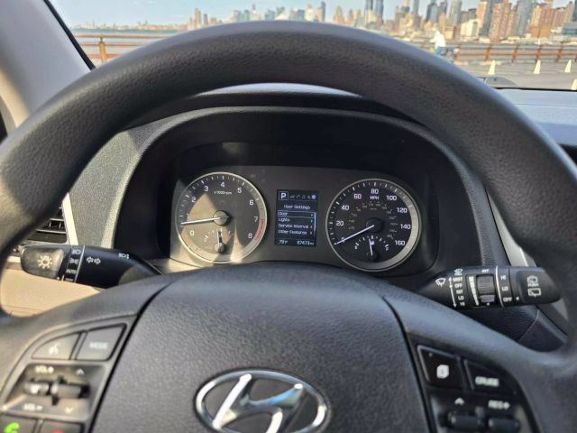 2018 Hyundai Tucson Se Sport Utility 4d - Image 22