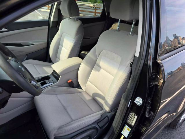 2018 Hyundai Tucson Se Sport Utility 4d - Image 16