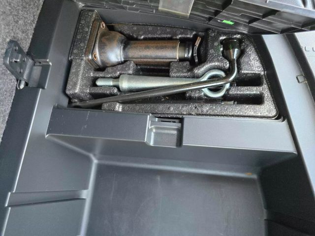 2015 Honda Pilot Ex-l Sport Utility 4d - Image 38
