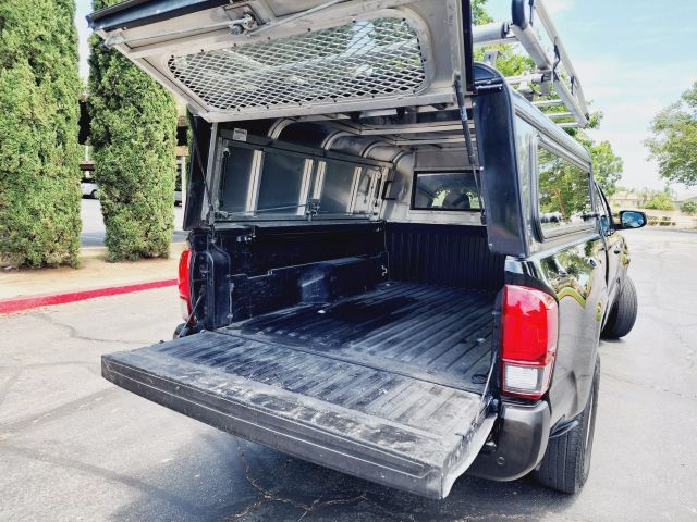2019 Toyota Tacoma Access Cab - Image 14