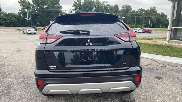 2024 Mitsubishi Eclipse Cross SE photo 4