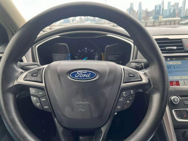 2018 Ford Fusion Se Hybrid Sedan 4d - Image 28