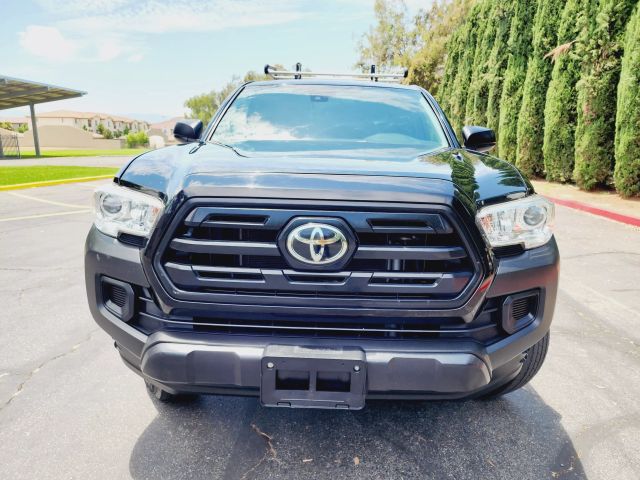 2019 Toyota Tacoma Access Cab - Image 2