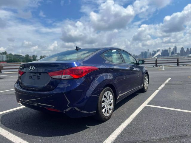 2013 Hyundai Elantra Gls Sedan 4d - Image 5