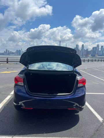 2013 Hyundai Elantra Gls Sedan 4d - Image 9